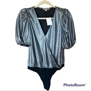 PLEIONE Metallic Silver & Black Bodysuit Large NWT Pouf Sleeve